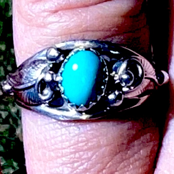 Vintage (New Old Stock) Navajo Sleeping Beauty Turquoise and 925 SIGNED - Picture 9 of 9